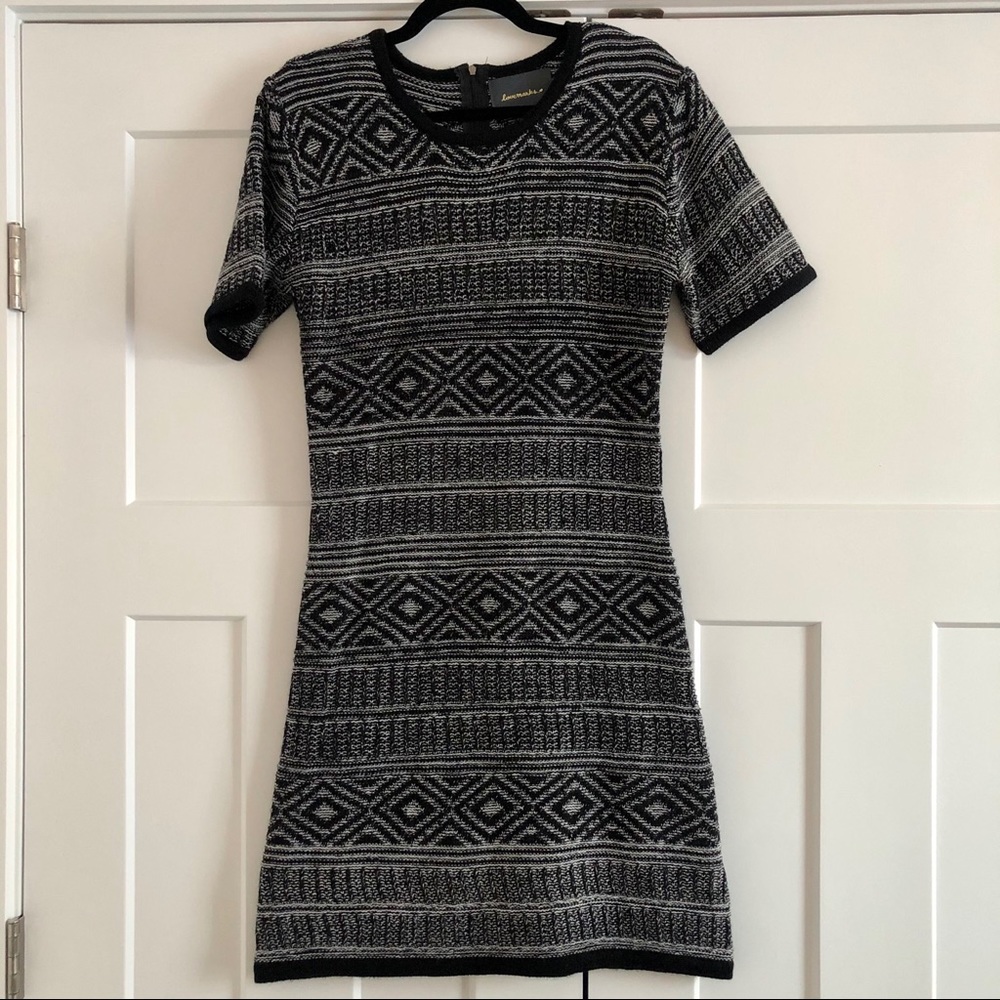 Women’s Fitted Knit Dress
